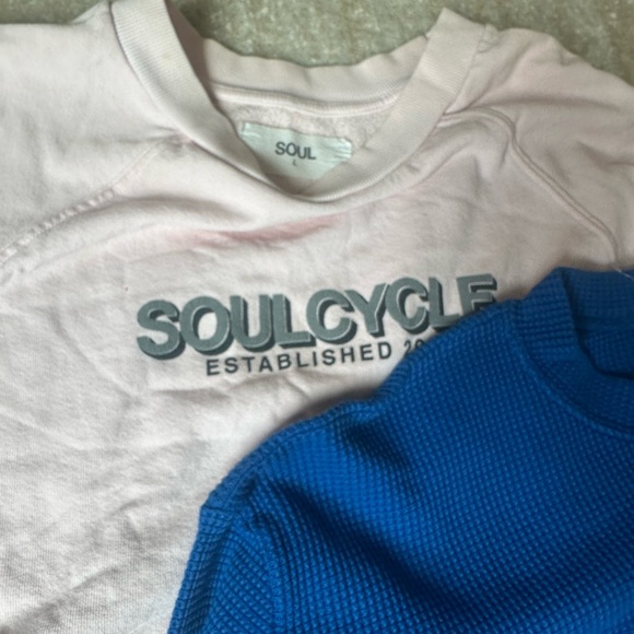 Soulcycle and Barry’s Bundle - Picture 5 of 6